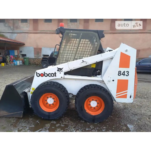 Мини-погрузчик Bobcat 843
