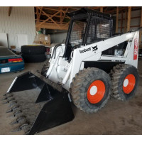 Мини-погрузчик Bobcat 975