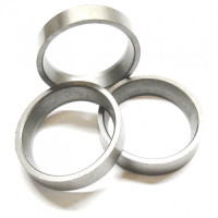 Седло выпускного клапана 6684763 двигателя Kubota V2203