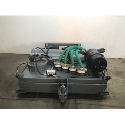 Щітка з переднім бункером та пилососом РТІ-Мікрон