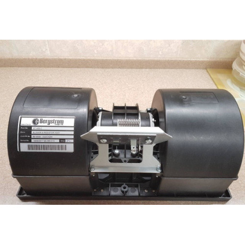 Корпус вентилятора печки 6675503 Bobcat