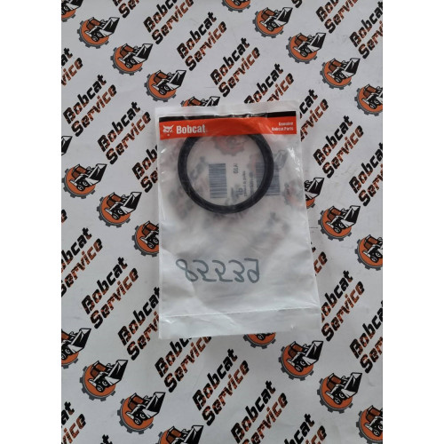 7008390 Сальник корпуса шестерен Bobcat