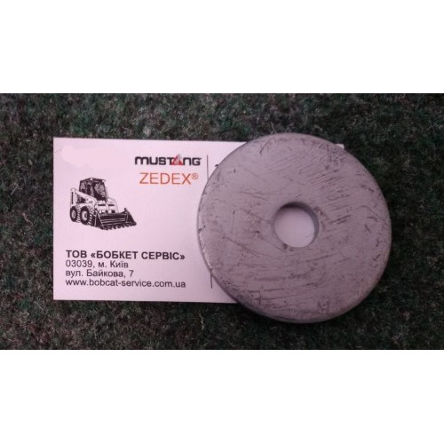 Шайба подушки двигателя 6705106 Bobcat