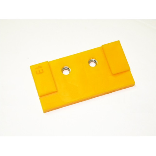 Пластина регулировочная 13mm 6923001 Bobcat