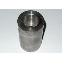 Втулка вварная 6728999 Bobcat