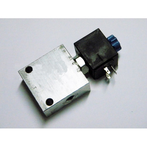 Клапан распределителя 6910208 Bobcat