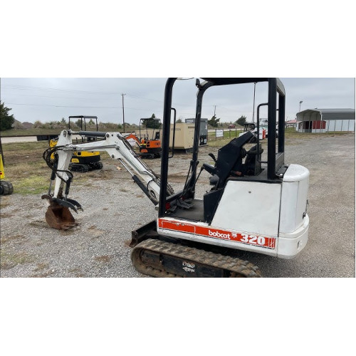 Міні-екскаватор Bobcat 320G