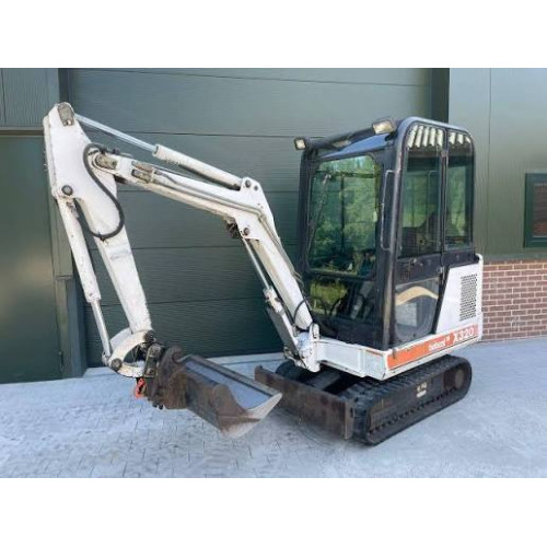 Міні-екскаватор Bobcat 320G
