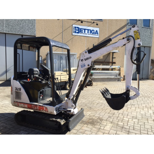 Мини-экскаватор Bobcat 320T