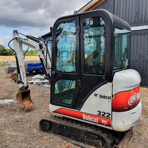 Мини-экскаватор Bobcat 322