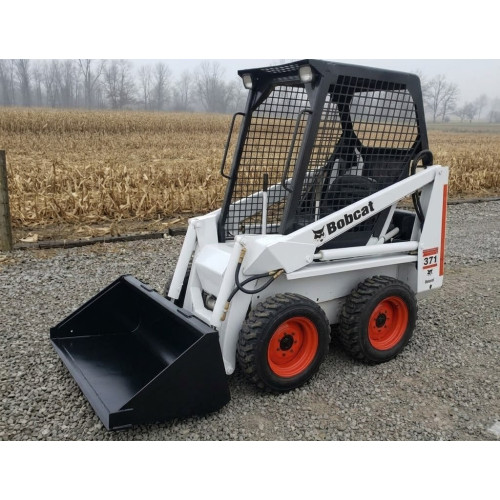 Мини-погрузчик Bobcat 371