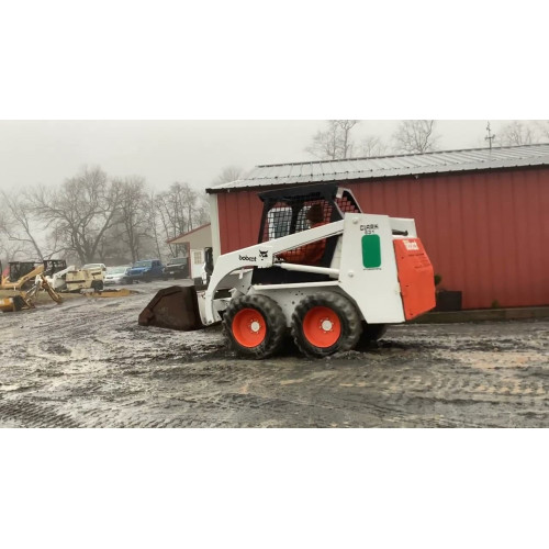 Міні-навантажувач Bobcat 631