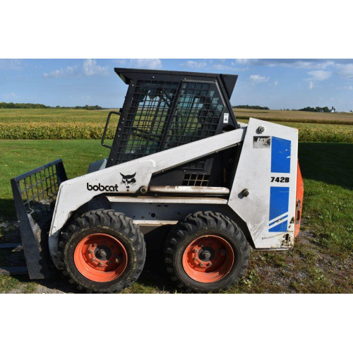 Міні-навантажувач Bobcat 742B