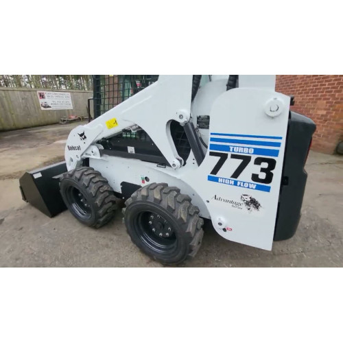 Мини-погрузчик Bobcat 773H