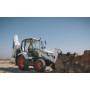 Екскаватор-навантажувач Bobcat B700