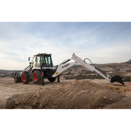 Экскаватор-погрузчик Bobcat B780