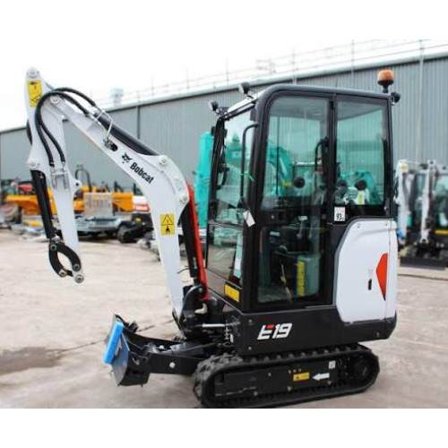 Міні-екскаватор Bobcat E19