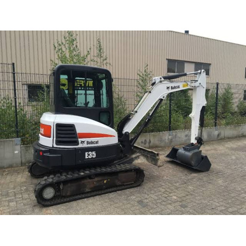 Мини-экскаватор Bobcat E35