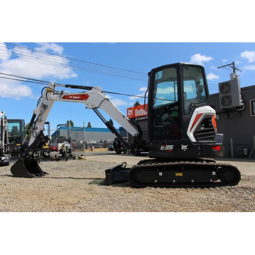 Мини-экскаватор Bobcat E35