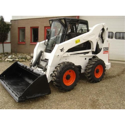 Мини-погрузчик Bobcat S250