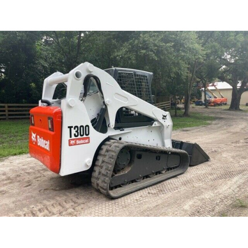 Міні-навантажувач Bobcat T300