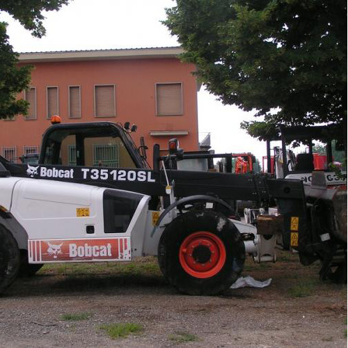 Телескопический погрузчик Bobcat T35100SL