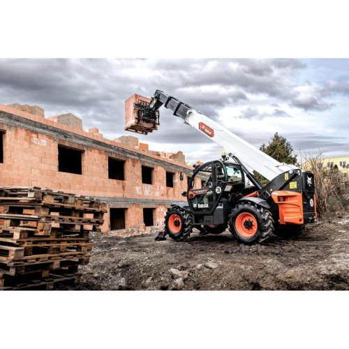 Телескопічний навантажувач Bobcat T40.180SLP