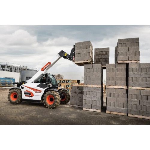 Телескопический погрузчик Bobcat TL30.70