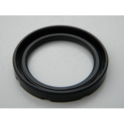 Сальник гідромотора ходу 6665755 Bobcat